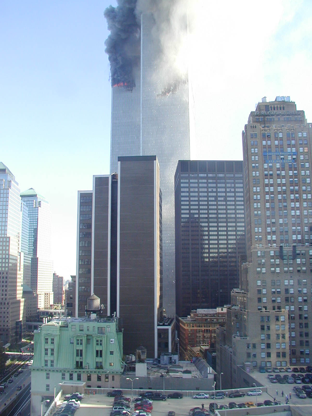 Близнецы сколько этажей. Башни ВТЦ В Нью-Йорке. Нью-Йорк Всемирный торговый центр 1999. ВТЦ Нью-Йорк башни Близнецы. Здания ВТЦ 3 В Нью Йорке башни Близнецы.